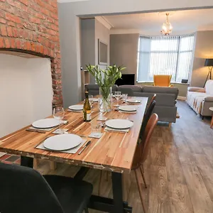 https://119-hilderthorpe-road.yorkshirehotels.net